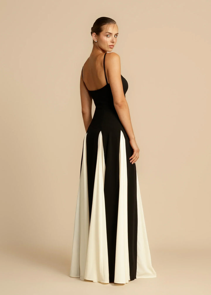 Monroe – Noir Maxi Dress