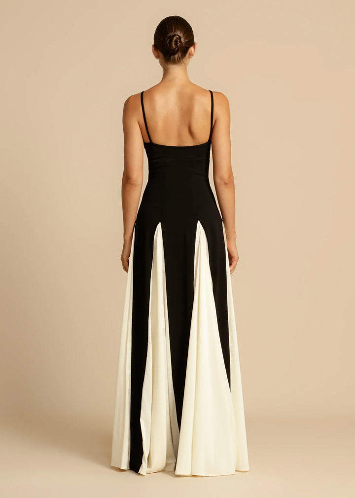 Monroe – Noir Maxi Dress