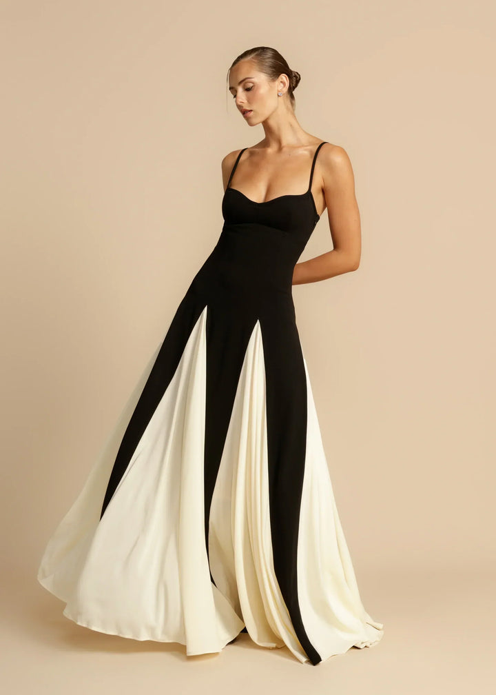 Monroe – Noir Maxi Dress